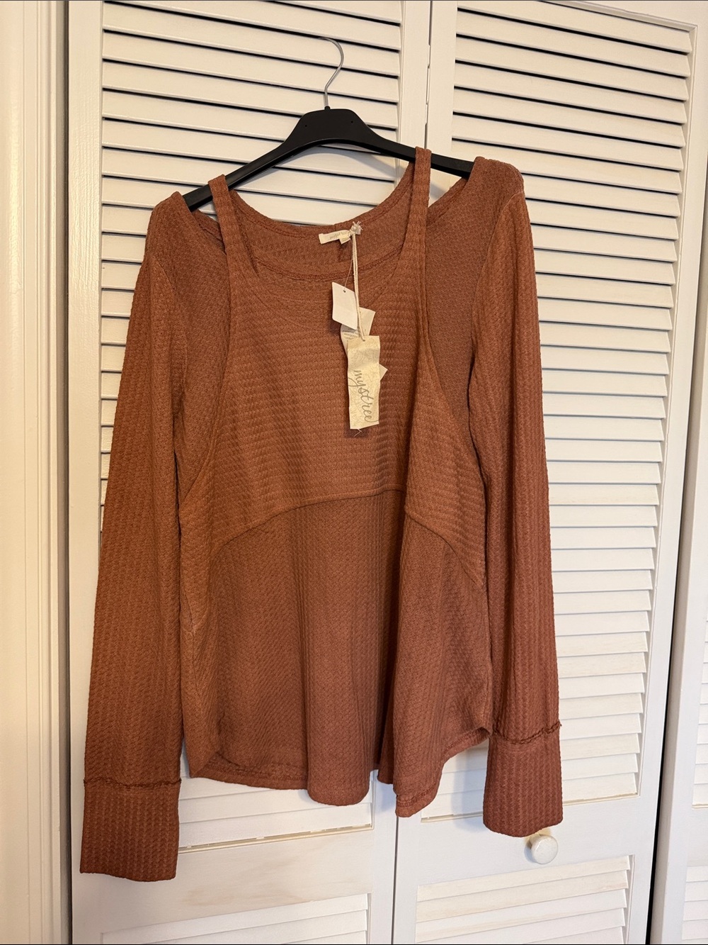 Mystree Waffle Knit Long Sleeve Top in Rust Brown